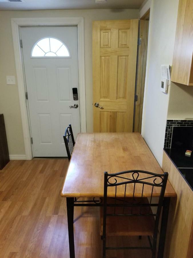 514 W 23Rd St Διαμέρισμα Τσεγιέν Εξωτερικό φωτογραφία
