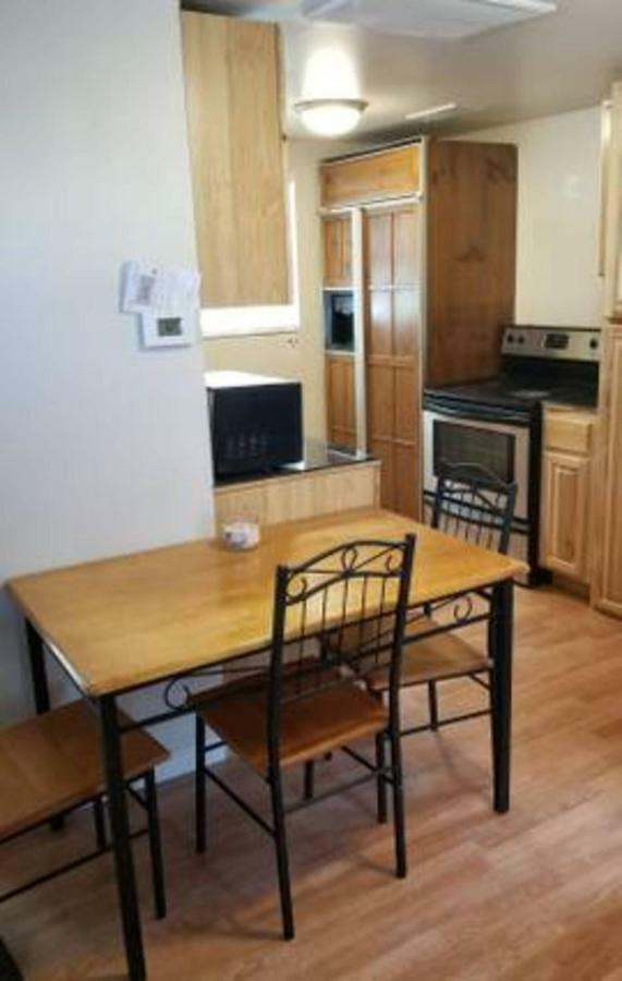 514 W 23Rd St Διαμέρισμα Τσεγιέν Εξωτερικό φωτογραφία